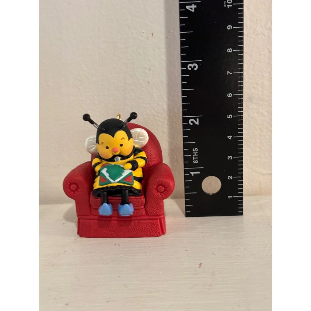 Hallmark Keepsake‎ Ornament 1996 Sew Sweet Nina Aube Bumble Bee Quilting QX5921